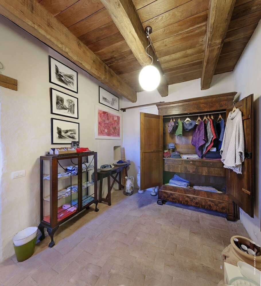 Фото Castello di Postignano Relais