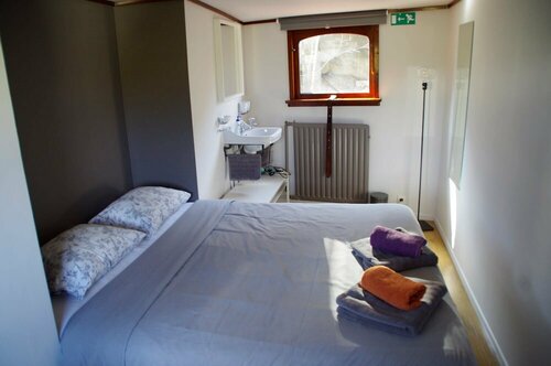 Гостиница BnB Boat в Генте