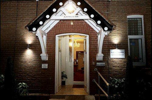 Гостиница Gatwick Inn Hotel