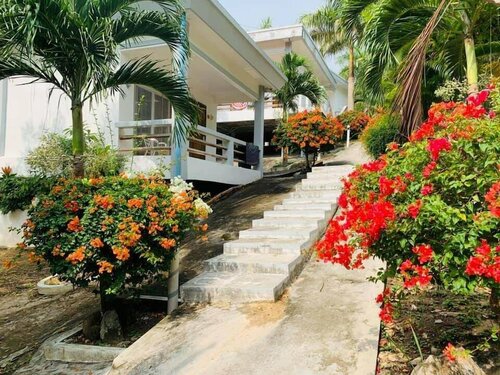 Гостиница Sunrise Vuth Resort