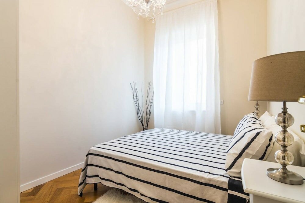 Фото Luxury 3 Bedrooms Near Duomo