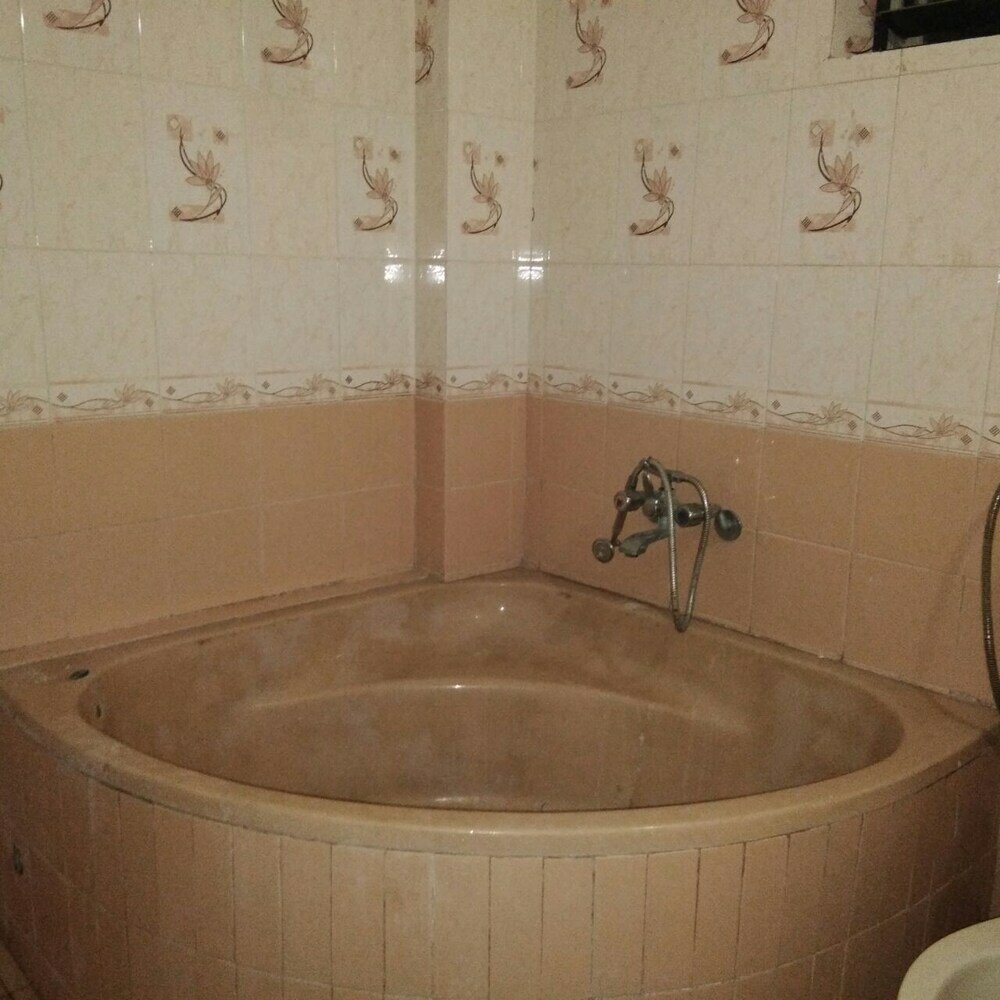 Фото Hiriz Hotel Dollar