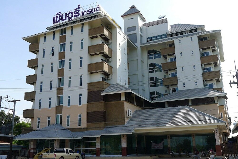 Фото Century Grand Hotel