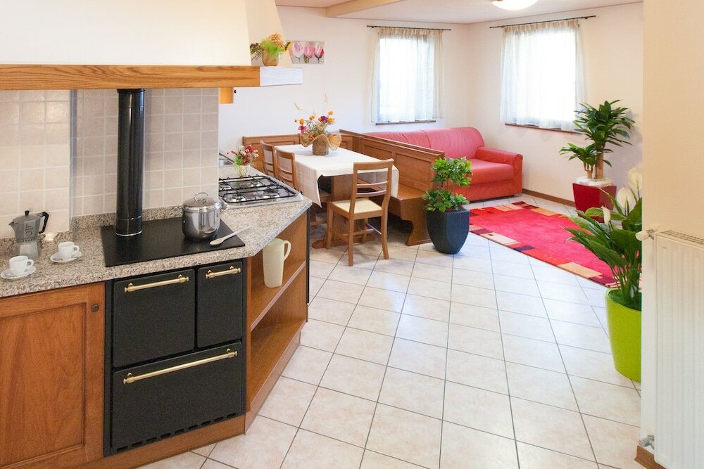 Фото Appartamenti Enrosadira