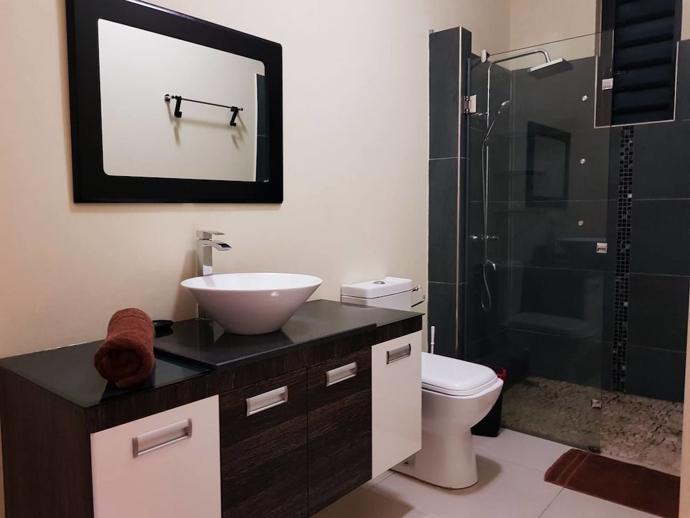 Фото Sugar Reef West Coast