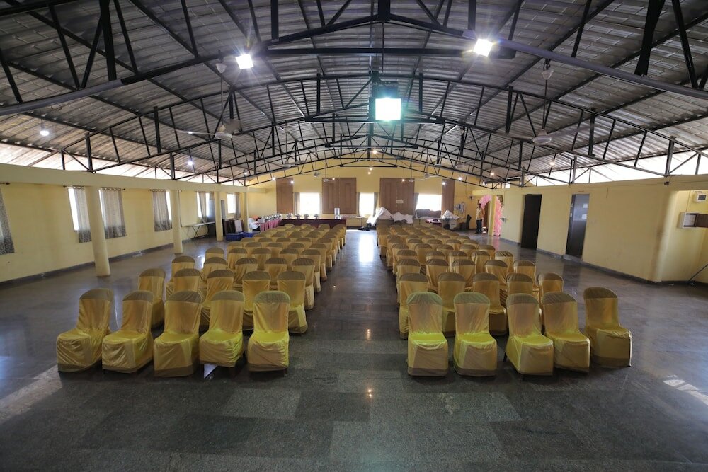 Фото Hotel Kamat Plus