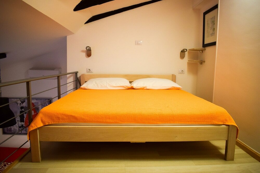 Фото Downtown Apartments Pula