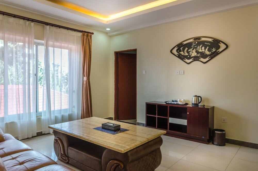 Фото Nanjing Restaurant & Motel