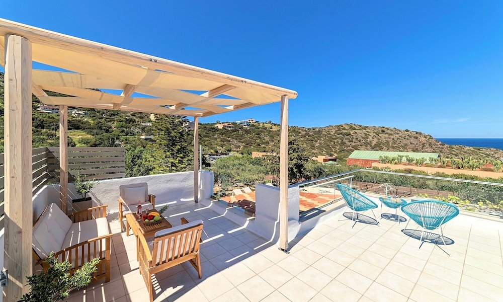 Фото Вилла Cretan Lodge Heated Pool