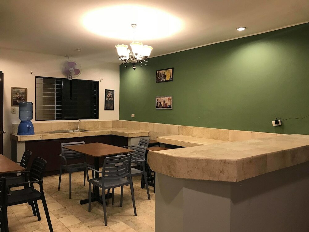 Фото His Capsule Hostel