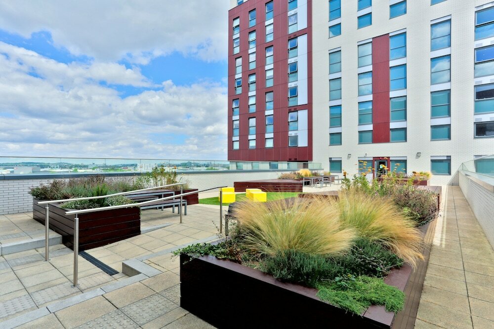 Фото Woodward Buildings