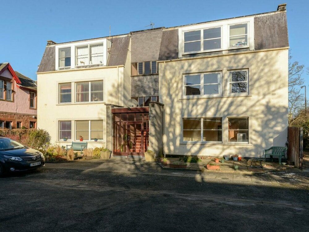 Hotel Bramerton Court, East Lothian Council, photo