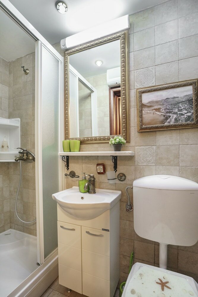 Фото Apartments Wine House Old Town