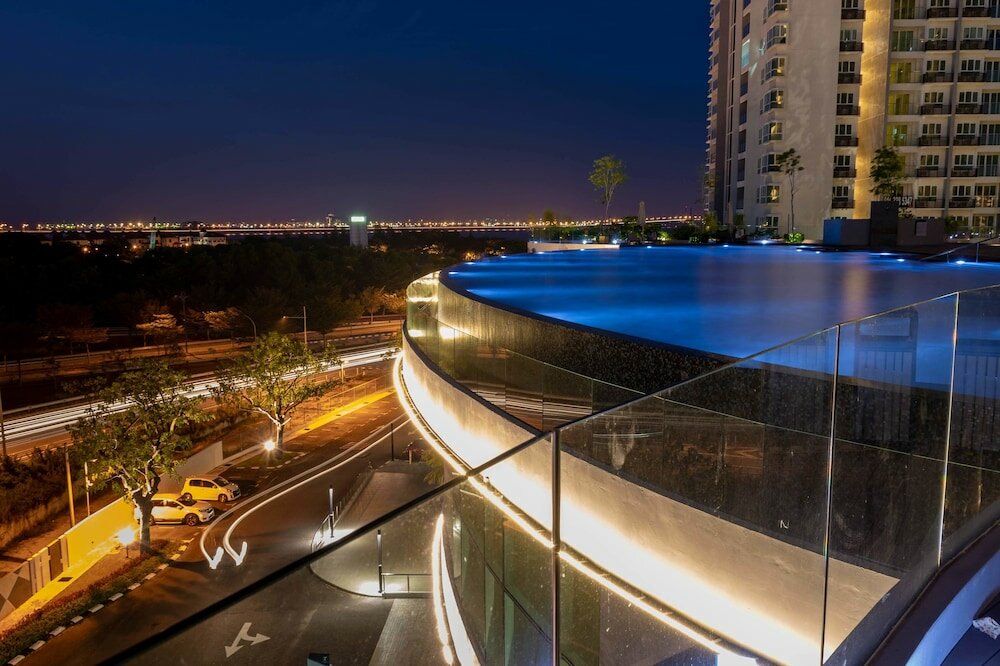 Фото Queens Suite by D Imperio Homestay