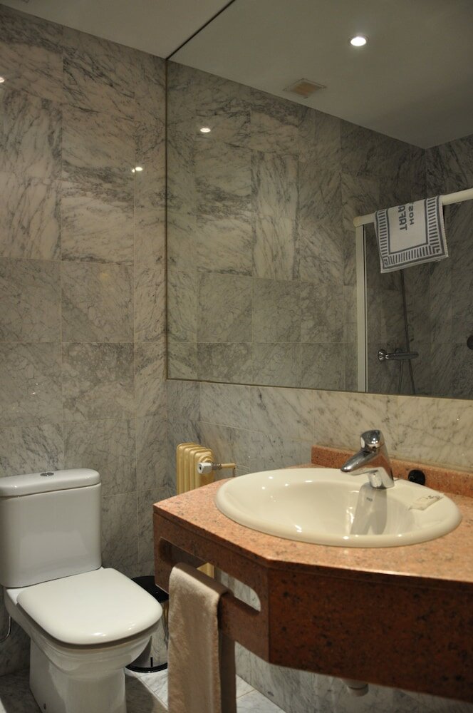 Фото Hostal Tafalla