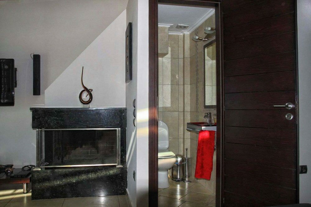 Фото City & Sea Two Floor Flat with View Next to Metro