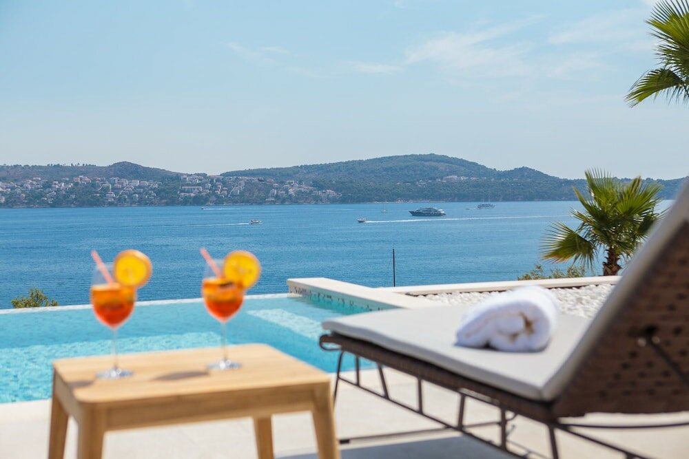 Фото Ultraluxury Villa Elyzeum