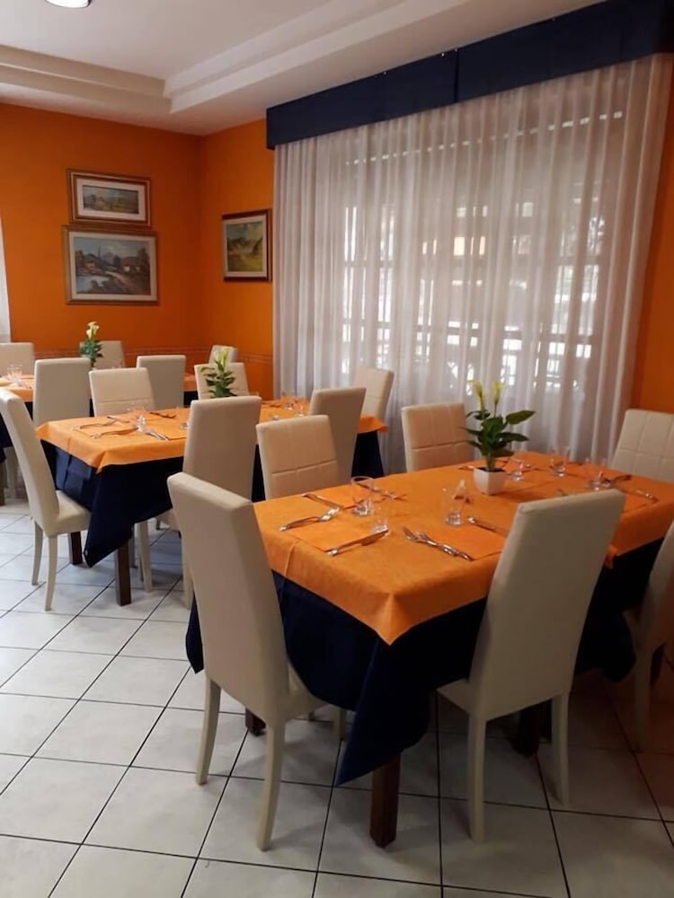 Фото Hotel Cascia Ristorante