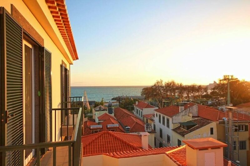 Гостиница Old Town Apartment Sea View в Фуншале