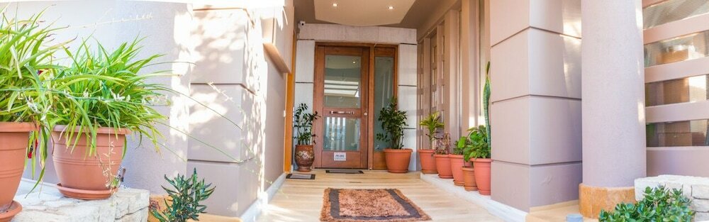 Фото Penthouse City Apartment