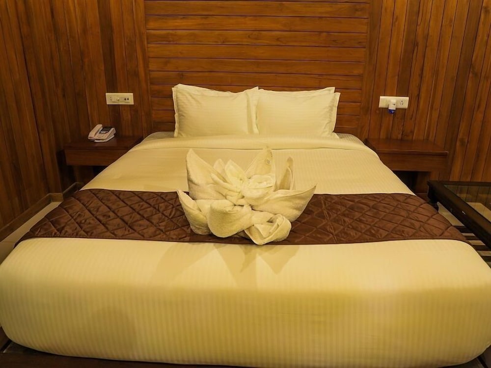 Фото Ocean Tree Beach Resort & SPA