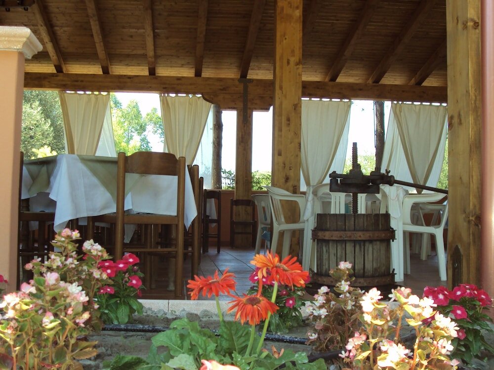 Фото Villaggio Castelvetere