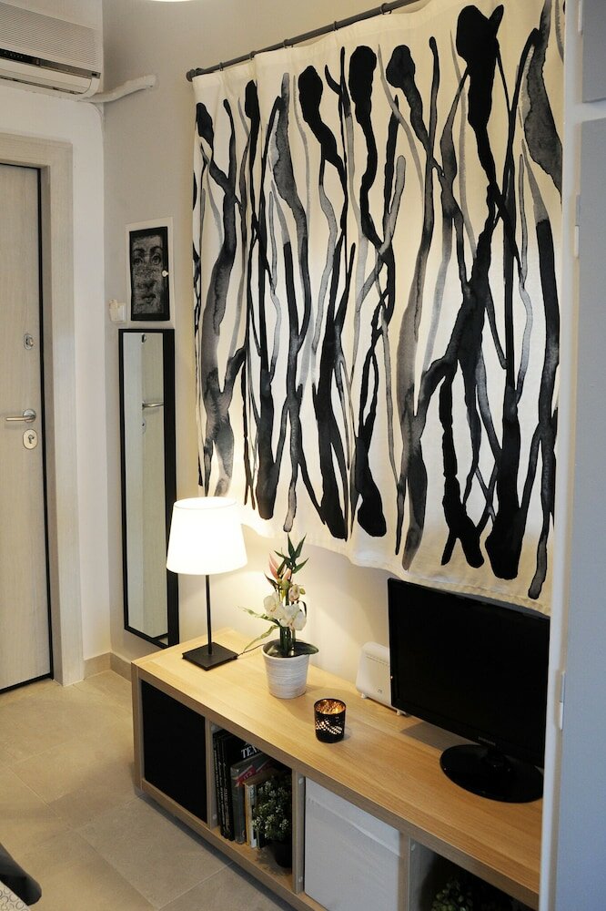 Фото Top of the city Central studio with Acropolis View