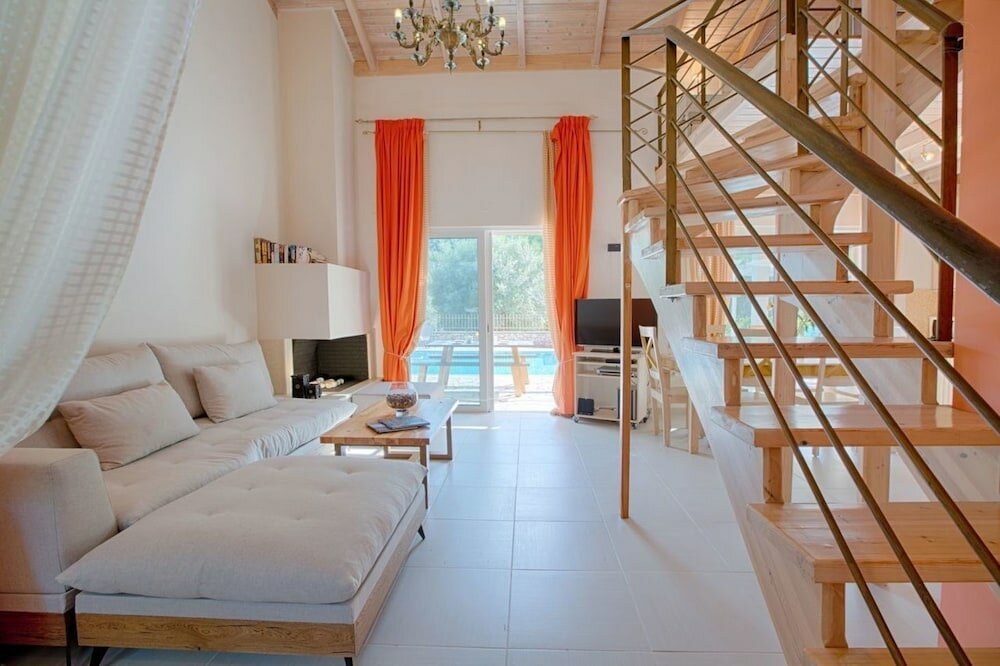 Фото Villa Niriides