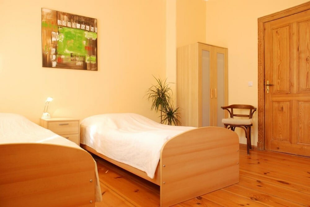 Фото Apartment- und Zimmervermietung am Park