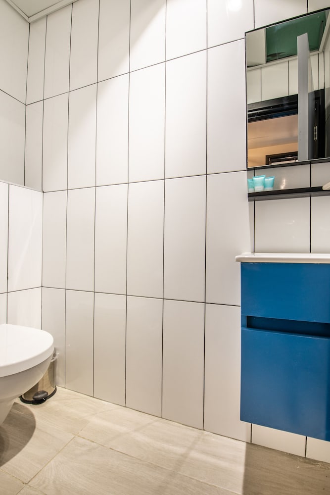 Фото The Spot Hostel