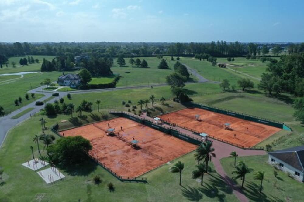 Фото Hilton Pilar