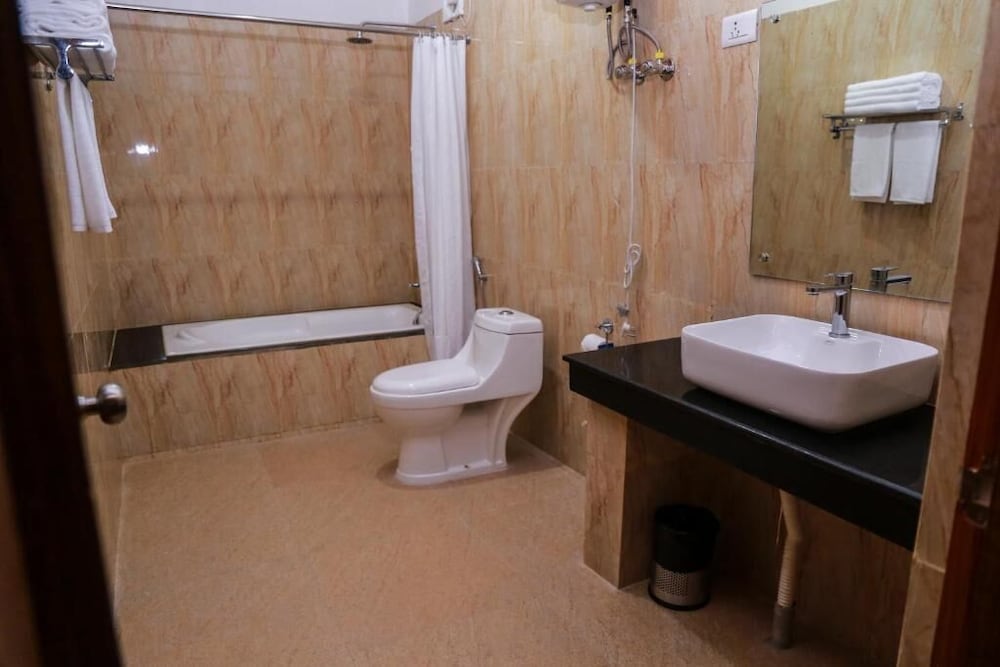 Фото Hotel Phuentsholing