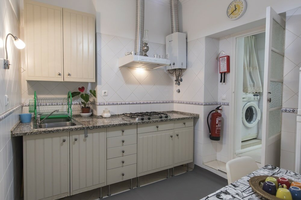 Фото Universal Lisboa Apartment