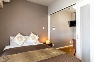 Гостиница Mr. Kinjo in Arcade Ange Miona