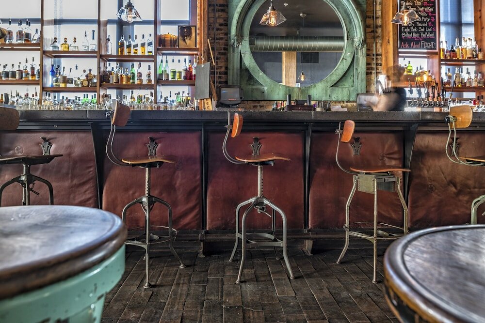 Фото The Iron Horse Hotel