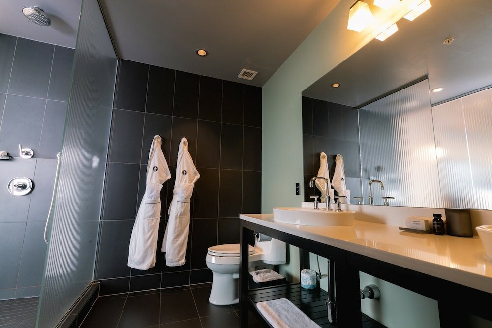 Фото The Iron Horse Hotel