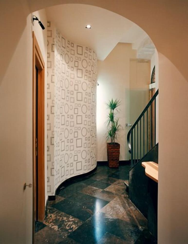 Фото Vittorio Veneto Hotel