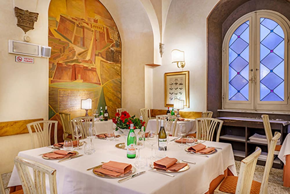 Фото Albergo Ristorante La Rosetta