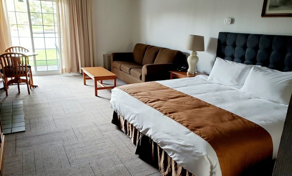 Фото Lagoon City Pier One Resort