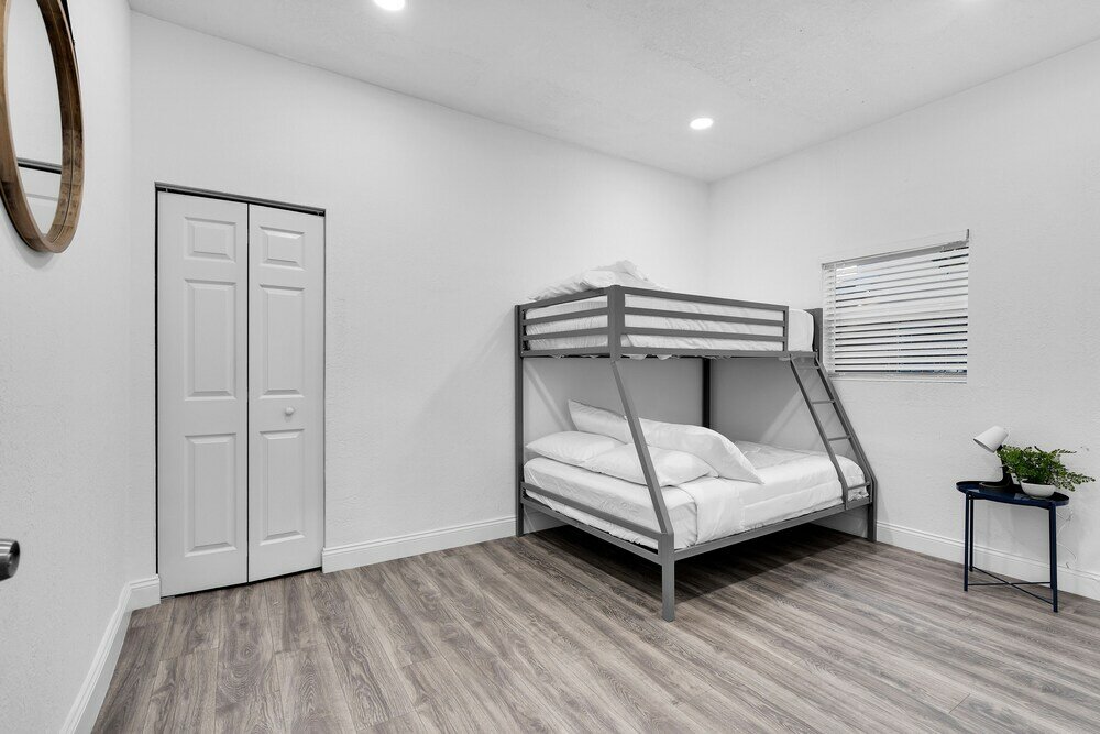 Фото Modern & Cozy 5bd House in Buenavista