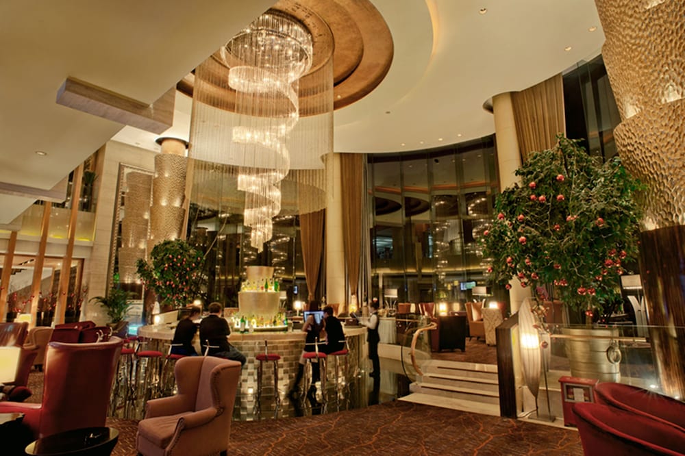 Фото Royal Garden Hotel