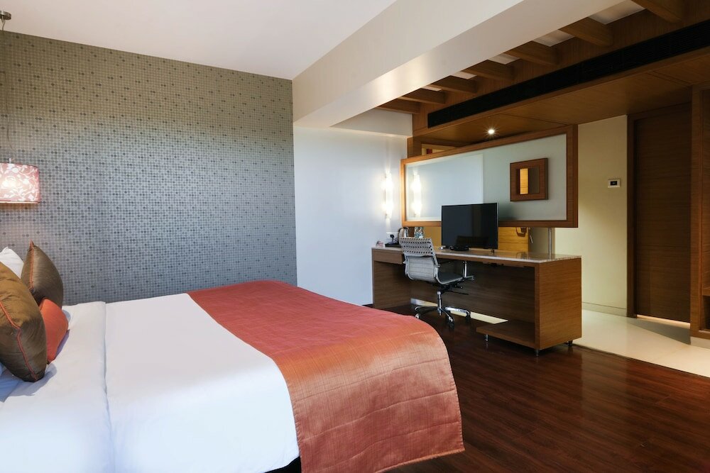 Фото 7 Apple Hotel Pimpri Pune