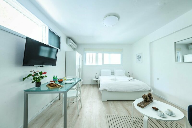 Апартаменты CozyStudio Apt in a vibrant neighborhood в Тель-Авиве
