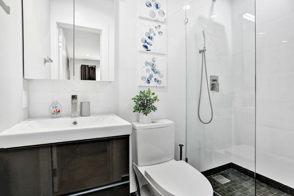 Фото Private Heated Pool 3br with Water View