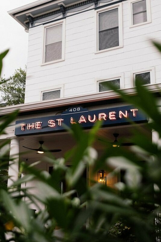 Гостиница The St Laurent Social Club & Guest Rooms в Асбери Парк