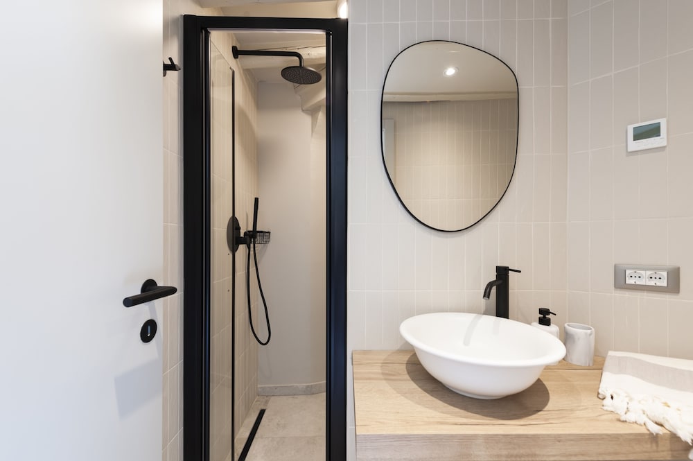 Фото Calnova Suites