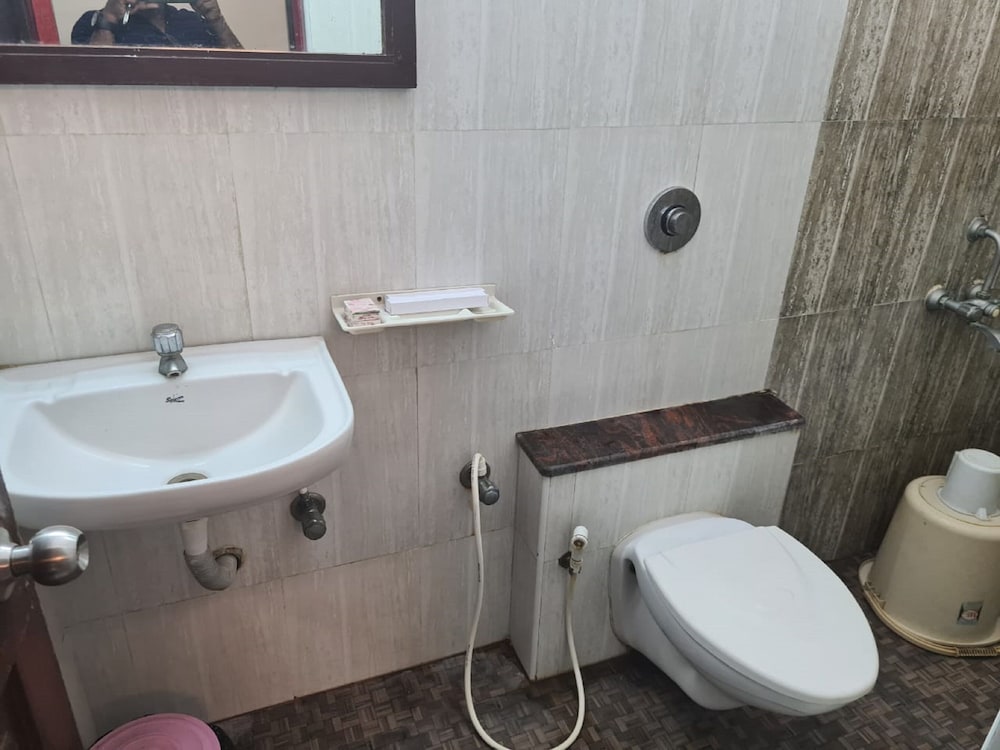 Фото Hotel Nadaradjane Residency