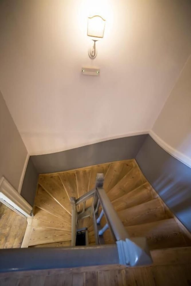 Фото One Three One