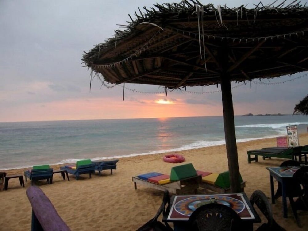 Фото Time N Tide Beach Resort