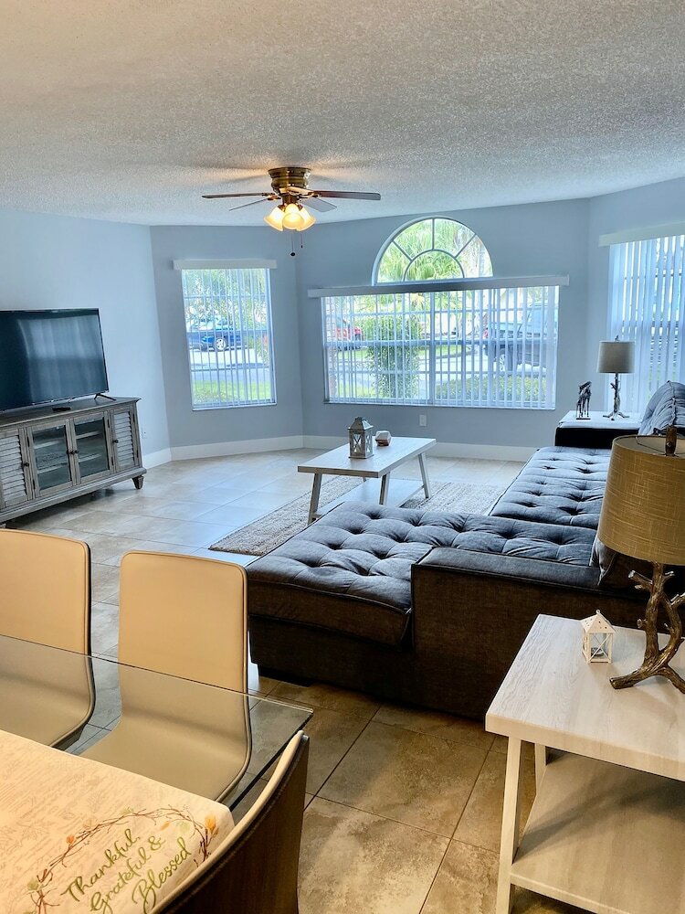 Фото Beautiful Luxury Apartment - Close to Disney